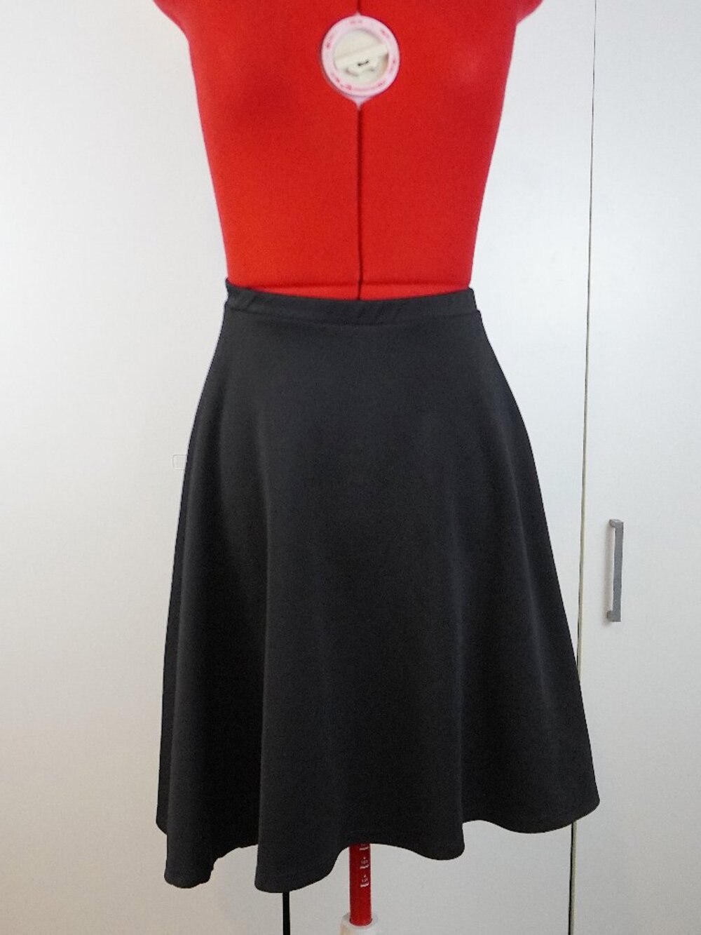 ModCloth (Sis Sis) "En Pointe Accompanist" Fit & Flare Skirt in Black